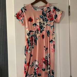Girls pink floral dress